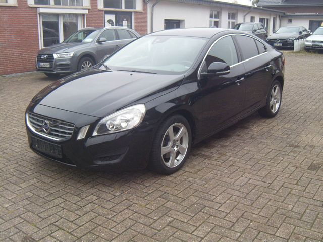 Volvo S60 Lim. Momentum DRIVe+Navi+SHZ+Temp.+