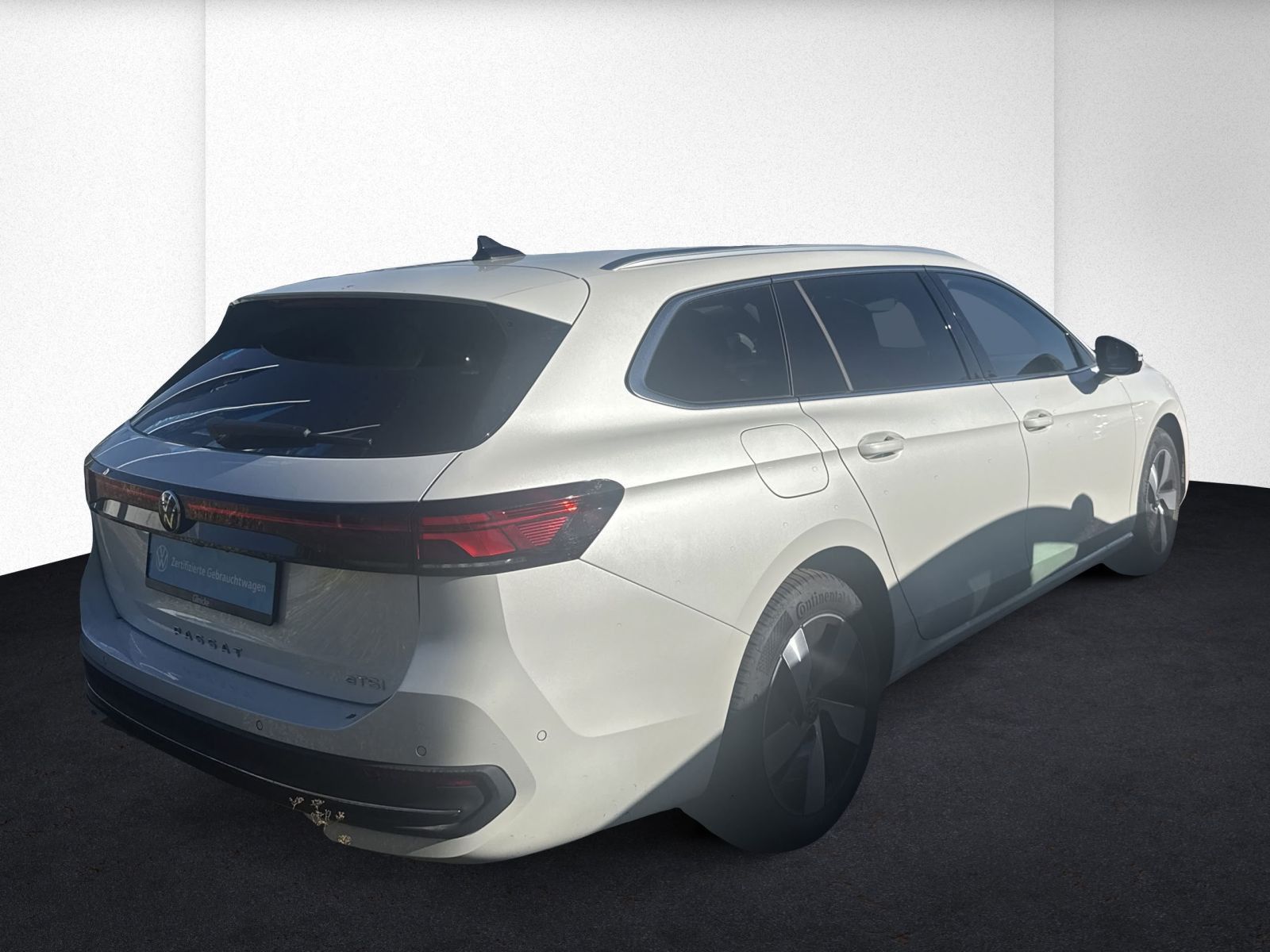Volkswagen Passat Variant Business 1.5 l eTSI DSG AHK Kamer foto 2