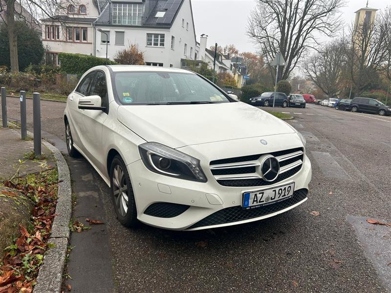 Mercedes-Benz A 180