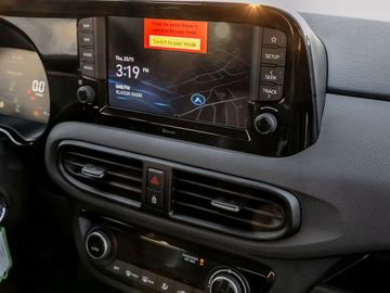 Hyundai i10 1.2 Trend Spurhalteassistent Kamera Navi