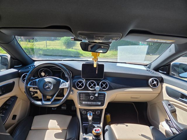 MERCEDES-BENZ CLA 200  Shooting Brake AMG Line Schalter