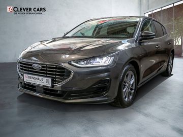 Ford Focus 1.0 Titanium Navi Stauassistent Kamera