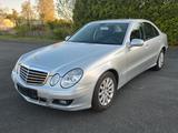 Mercedes-Benz E 220 CDI CLASSIC - Rentnerfahrzeug - Neue HU - gebrauchte Mercedes-Benz E 220 aus dem Jahr 2007