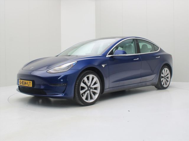 Tesla Model 3 Standard RWD Plus [ AUTOPILOT+19" LMV+WI