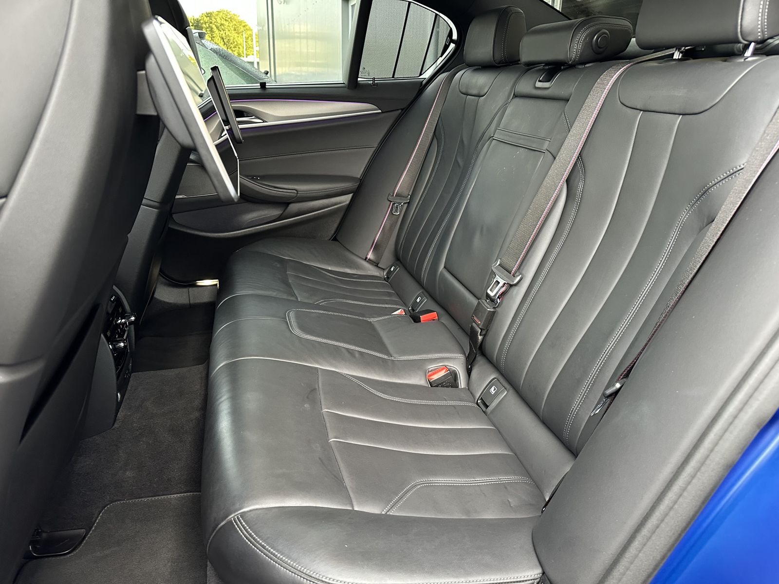 Fahrzeugabbildung BMW M5 Competition NAV+LED+KERAMIK+KAMERA+20ZOLL+1HD