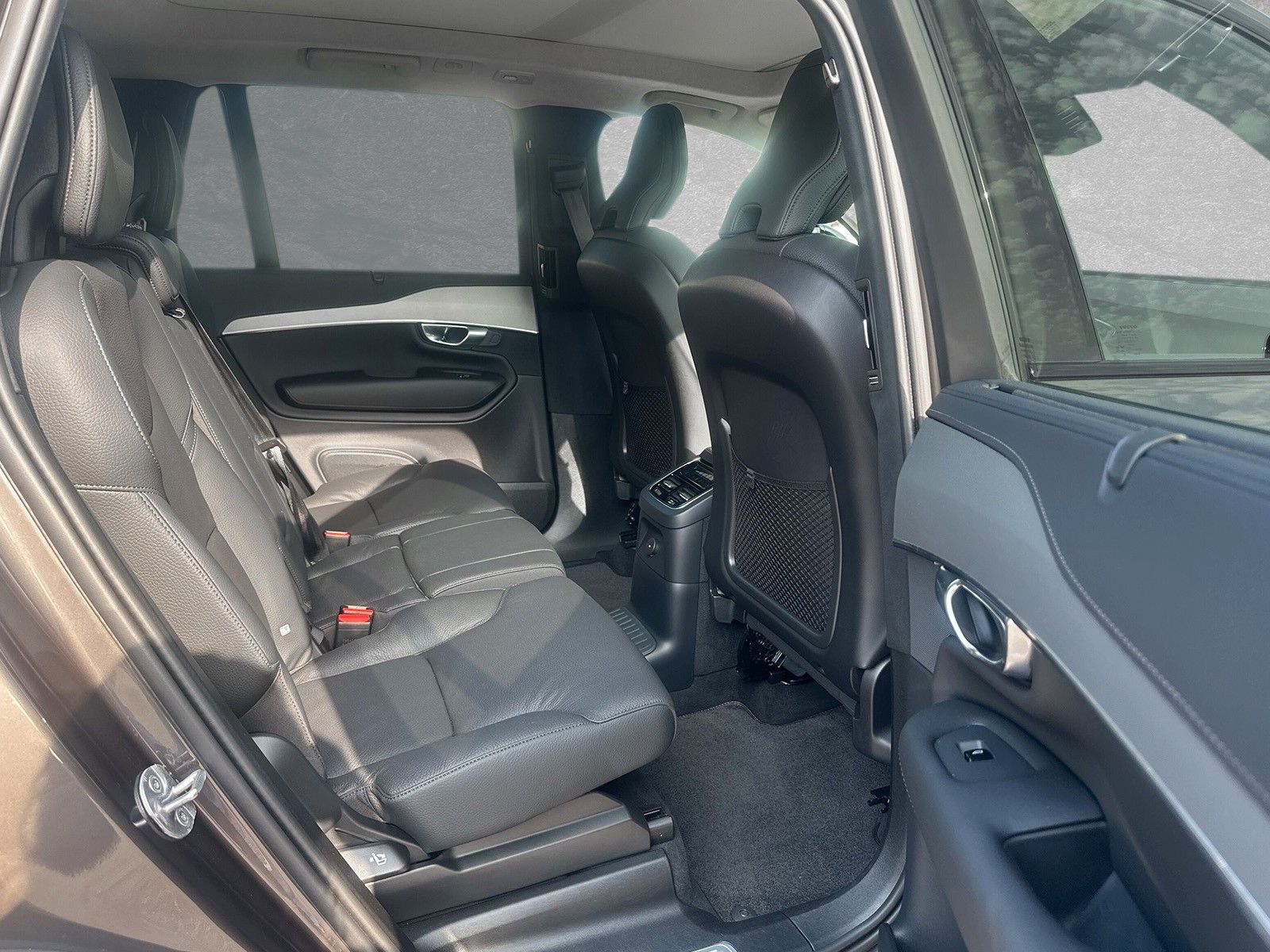 Volvo XC90 T8 AWD Recharge Ultra Dark 7-Sitzer AHK SD foto 5