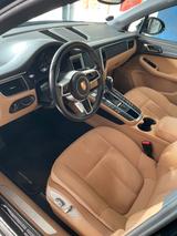 Porsche Macan ,schöne seltene Farbkombi mit innen beige - Porsche Macan mit Benzin-Antrieb: Schwarz