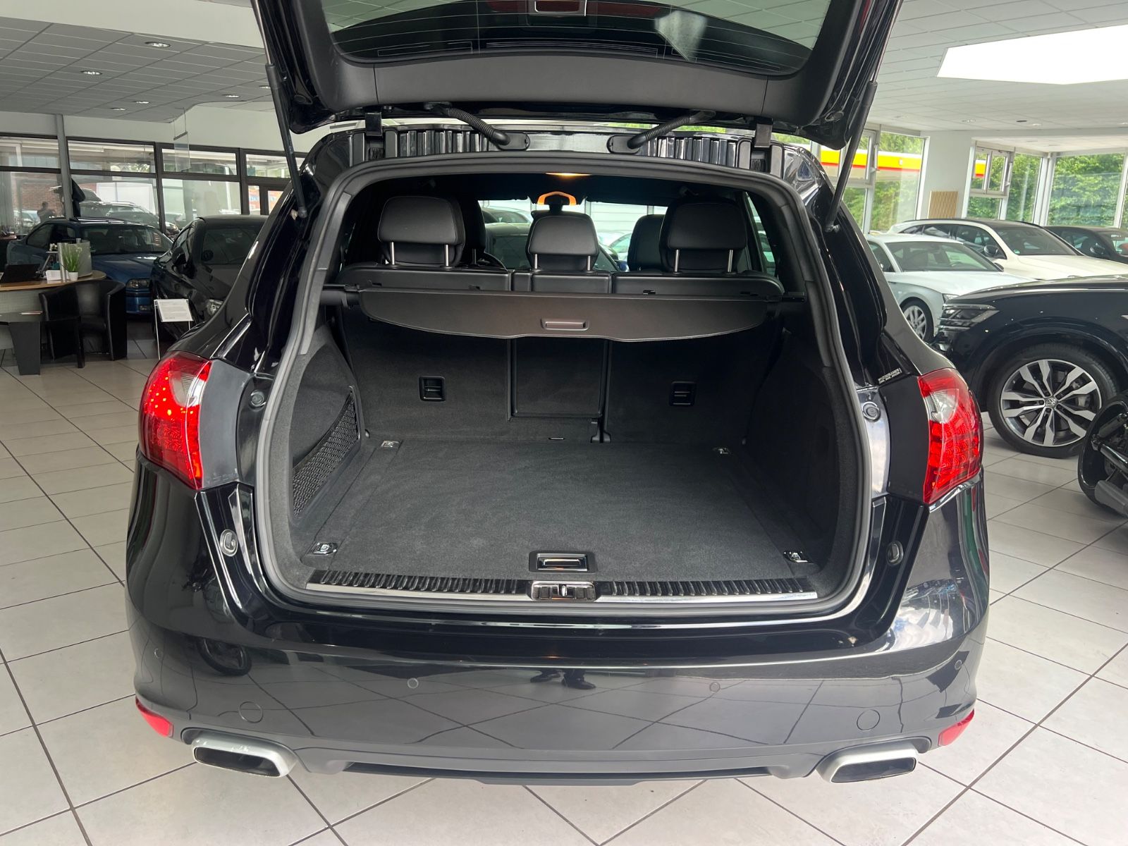 Fahrzeugabbildung Porsche Cayenne Diesel * 1.HAND *SCHECKHEFT BEI PORSCHE*