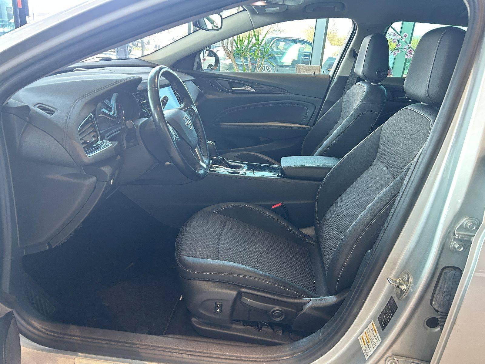 Opel Insignia AUTOMATIK+NAVIGATION+KAMERA+PDC+TEMPOM