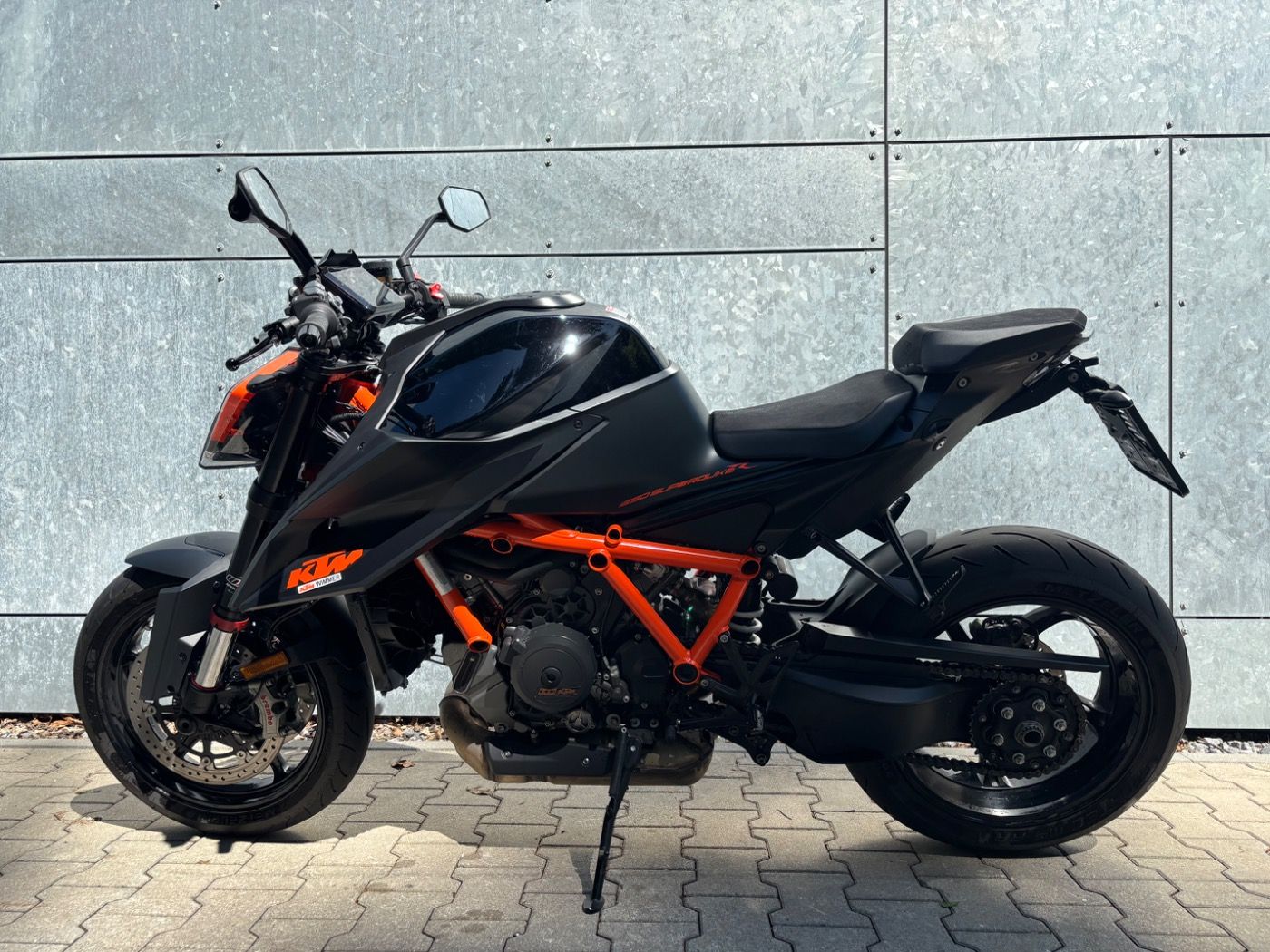Fahrzeugabbildung KTM 1290 Super Duke R Akrapovic aus 1. Hand
