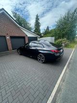 BMW M550i xDrive Limo.M+Standh.+Laser+Glasdach+AHK H - gebrauchte BMW M550 aus dem Jahr 2021