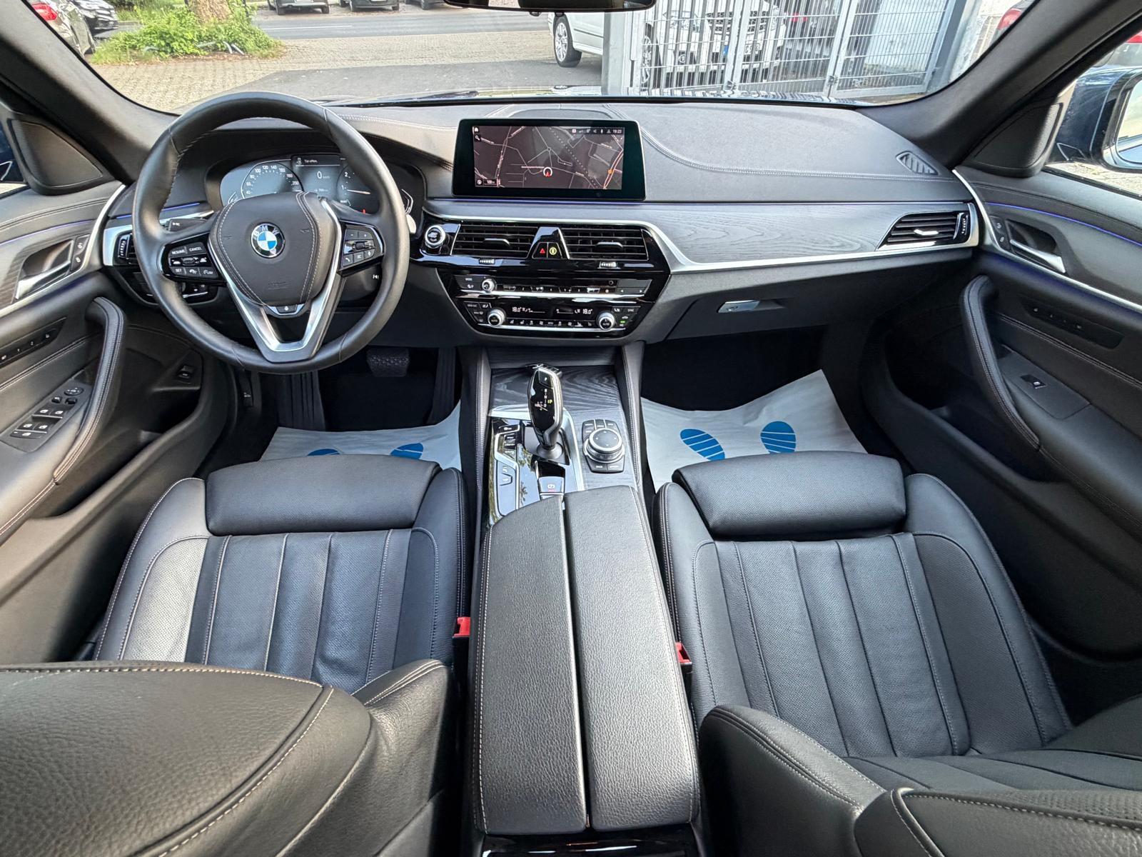 BMW 520 i Luxury Line*1.Hand*Erst 20 Tkm*LED*Navi*