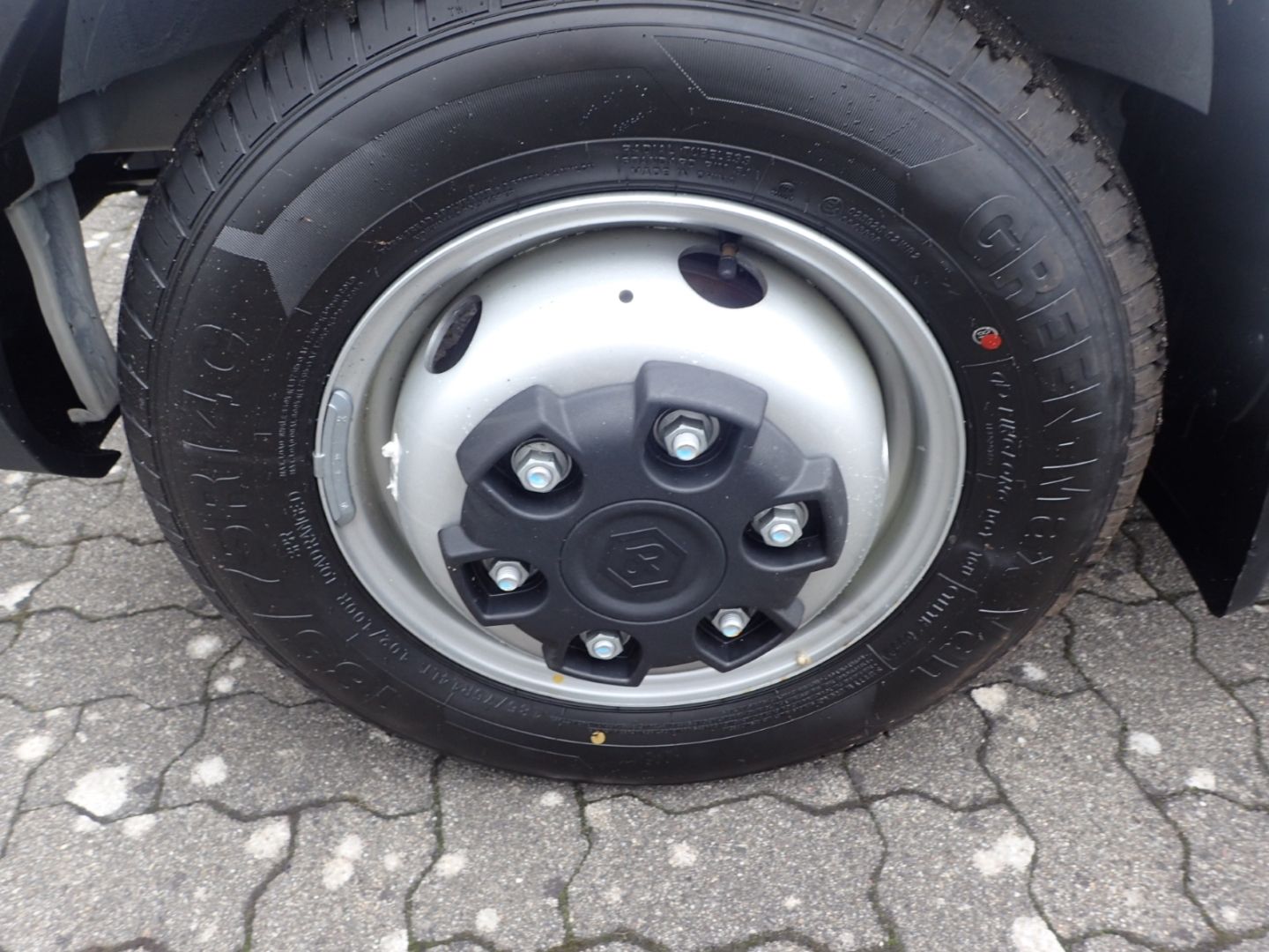 Fahrzeugabbildung Piaggio Porter NP6 TW Kipper LR 2,53m Pritschenlänge LPG