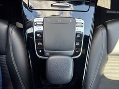 Fahrzeugabbildung Mercedes-Benz A 180d 7G-DCT LED NAVIGATION PDC TEMPOMAT