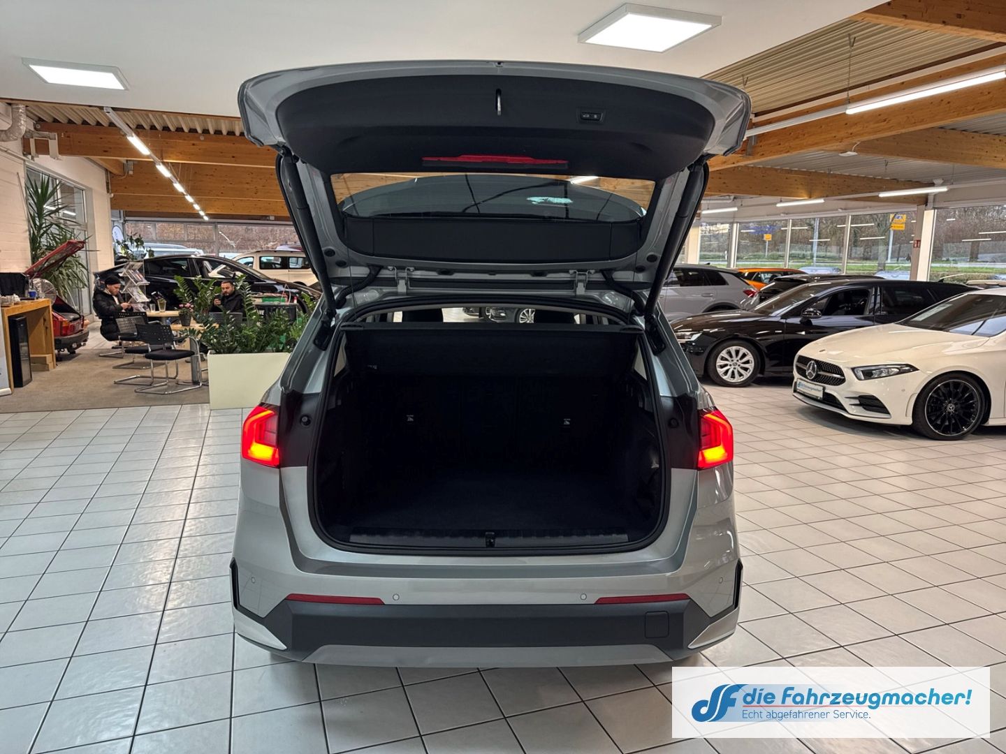 Fahrzeugabbildung BMW X1 20 d xDrive Park-Assistent Navi Digitales Coc