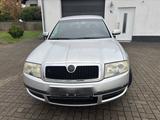 Skoda super B, limousine, 4 Türen, 2496 cm... - gebrauchte Skoda Superb aus dem Jahr 2002