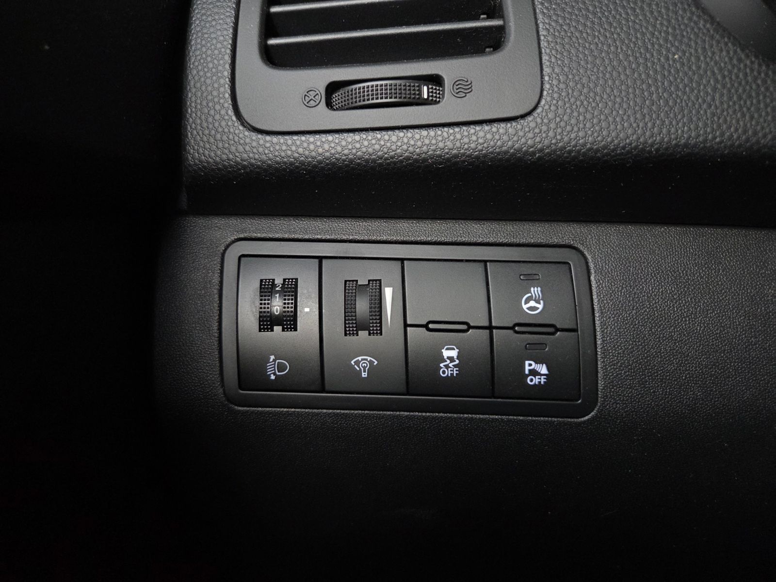 Fahrzeugabbildung Hyundai ix20 Space AHK KLIMA SHZ GRA ALU