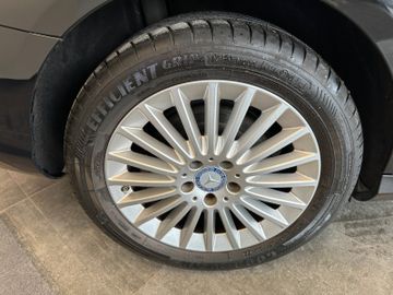 Mercedes-Benz C 200 C Limousine CGI *Avantgarde*Navi*Shz*9G*