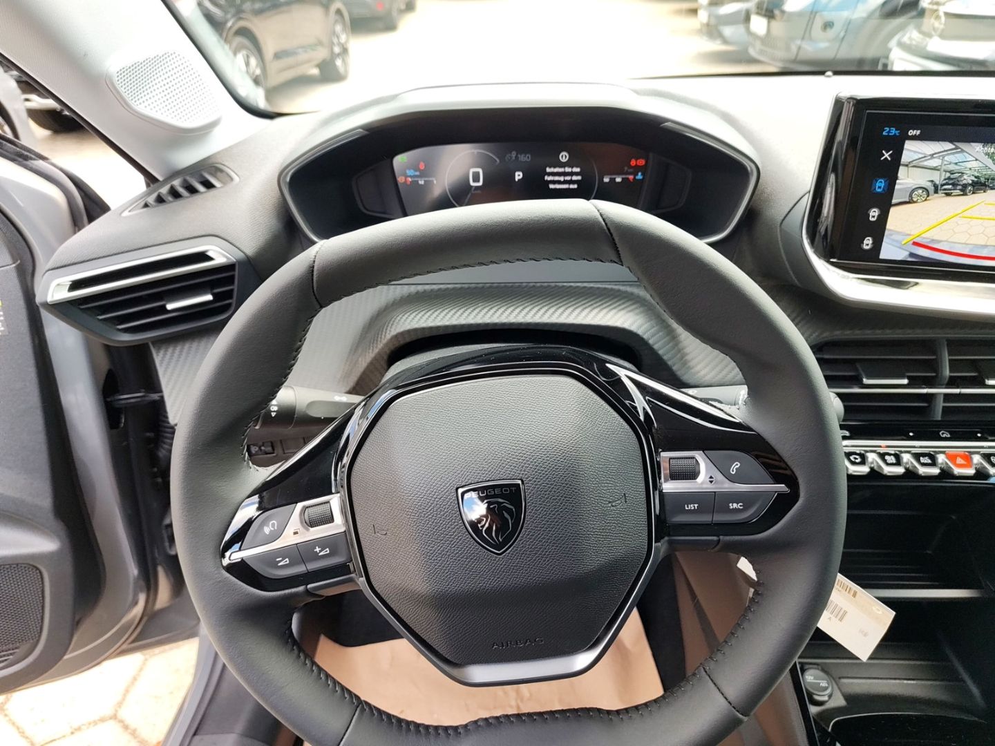 Peugeot 208 - Bild 12