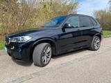 BMW xDrive 30d-M Sport*HeadUp*20"*Pano*LED*Voll. - BMW X5: 20