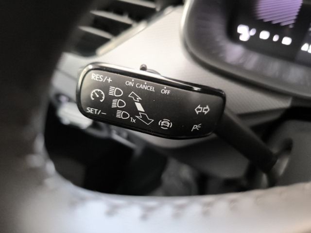 Fahrzeugabbildung SKODA Scala 1.0 TSI Essence LED KLIMA SITZHZG TEMPOM S