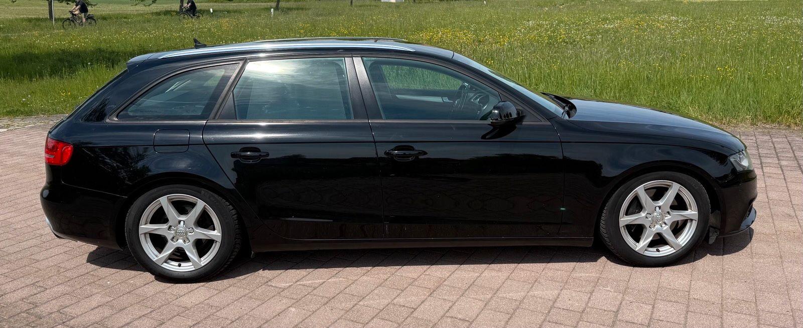 Audi Quattro 2010 — photo 8