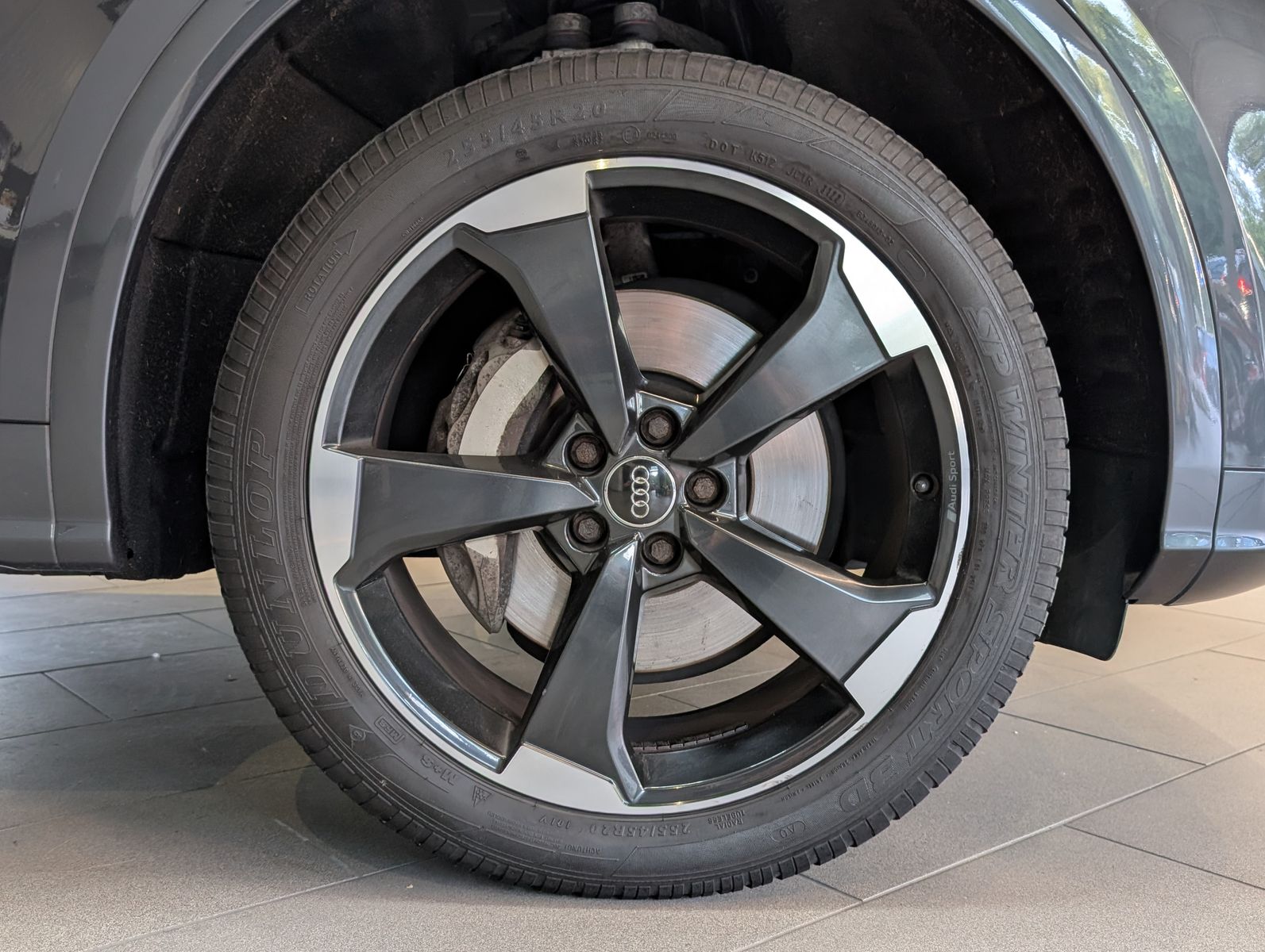 Fahrzeugabbildung Audi Q5 45 TDI Quattro S-Line Sport TEMP MMI SHZ 20"