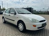 Ford Focus 1.6i Automatik *5-Türig*HU05/27 - Ford Focus aus 2001: 1.6