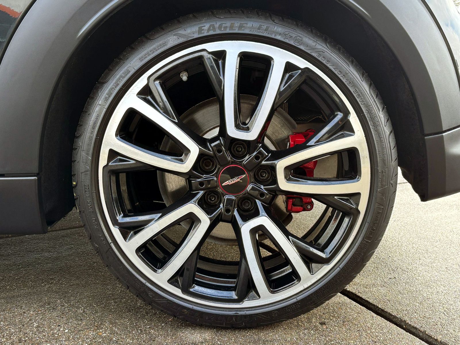 Fahrzeugabbildung MINI John Cooper Works Cabrio ACC LED KAM PDC H&K HUD