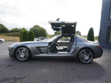 2010 Mercedes-BENZ SLS AMG — фото 10