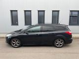 Ford Focus*Turnier*ST*VOLL*Recaro*Bi-Xenon*R-Cam*uvm* - Ford Focus aus 2012: ST