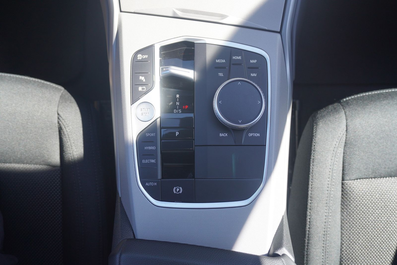 BMW 320e Touring Aut. LED Navi AHK ACC Android Apple foto 23