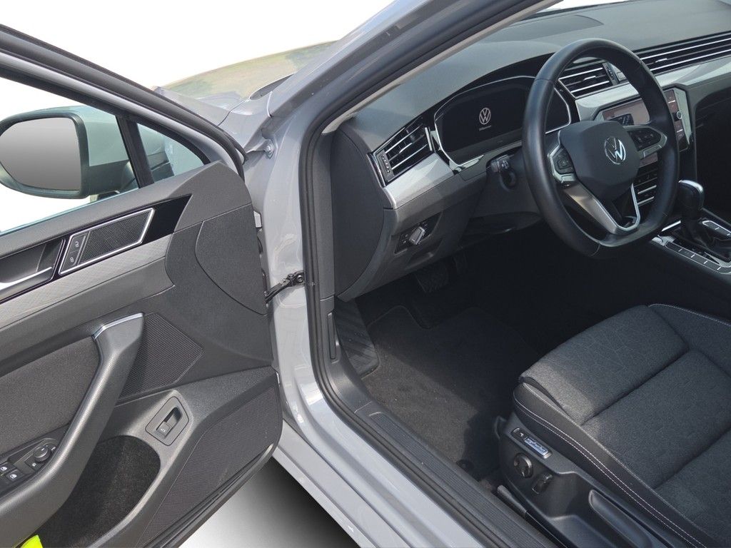 Volkswagen Passat Variant - Bild 11