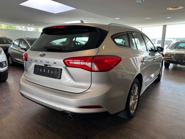 Fahrzeugabbildung Ford Focus Turnier Cool & Connect*RFK*SHZ*SPURH.*1.HD