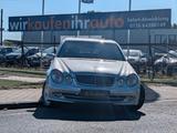 Mercedes-Benz E-Klasse Lim. E 270 CDI*TEMPOMAT*PDC V-H*NAVI !! - Mercedes-Benz E 270 aus 2003