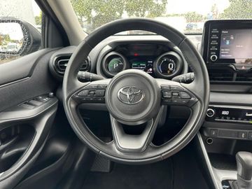 Toyota Yaris - 12