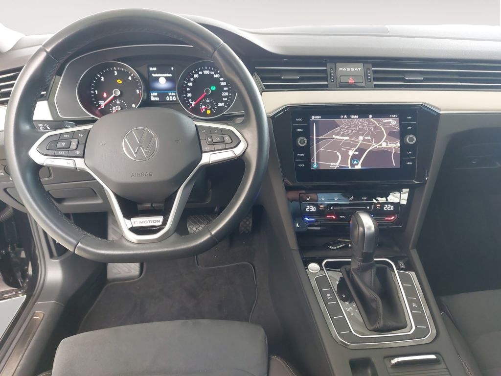 Fahrzeugabbildung Volkswagen Passat Variant 4Motion Elegance Standheizung AHZ