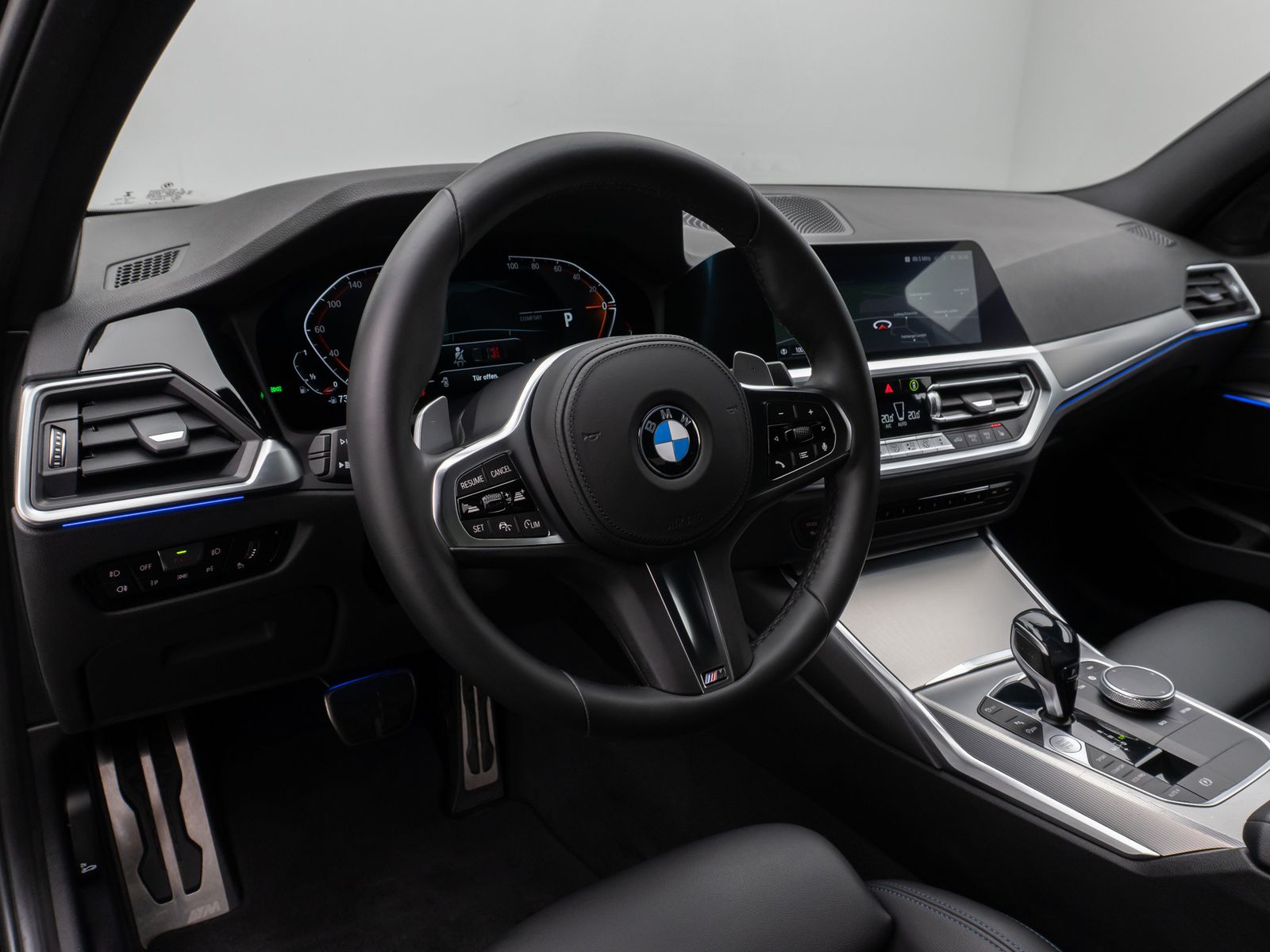 Fahrzeugabbildung BMW 330i xD M Sport Kamer DAB HiFi Stop&Go Alarm 19"