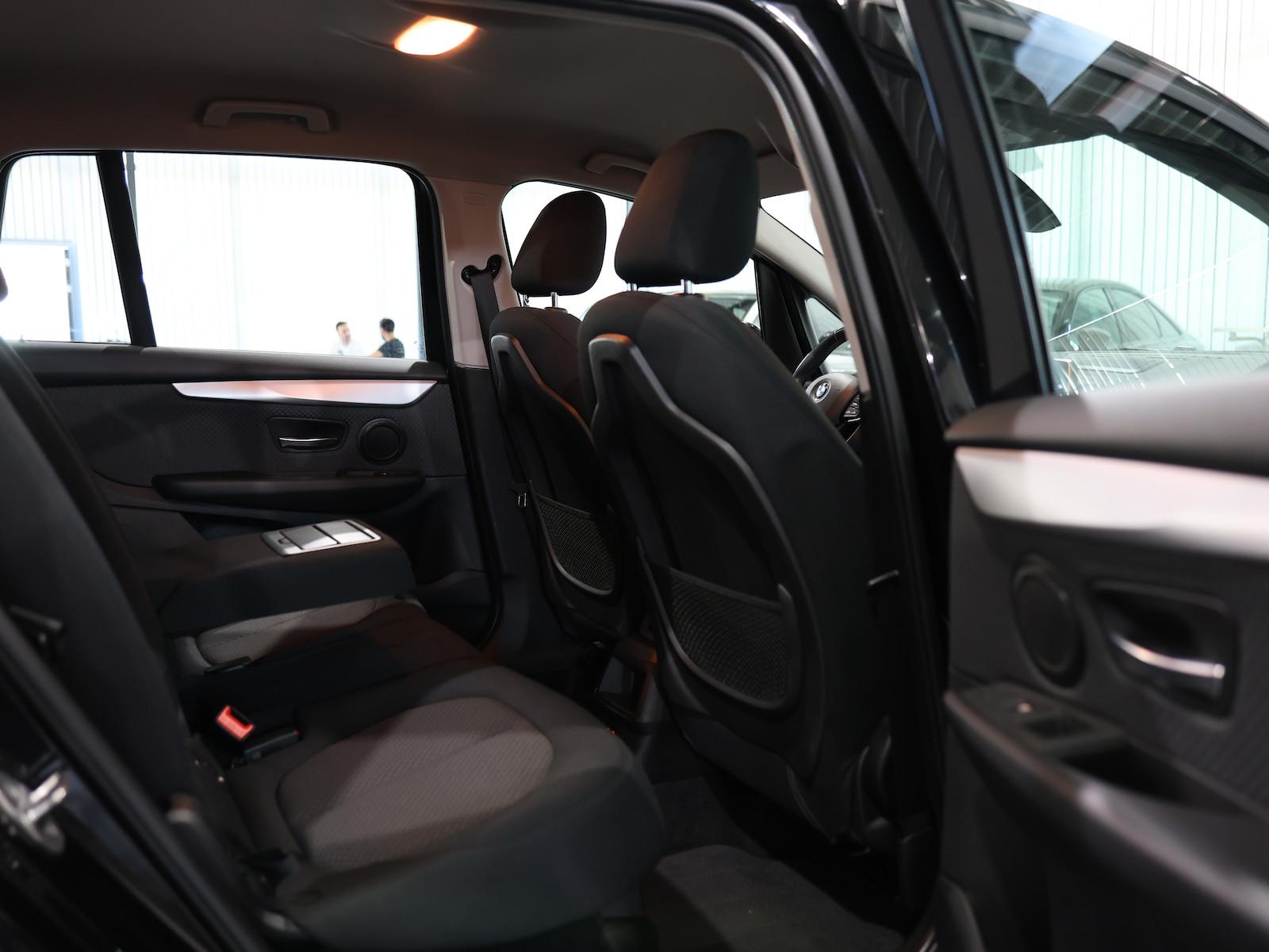BMW 218 Gran Tourer i BUSINESS / NAVI+ / ASSISTANT, миниатюра 19