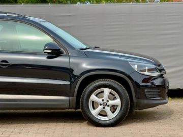 Volkswagen Tiguan - 6