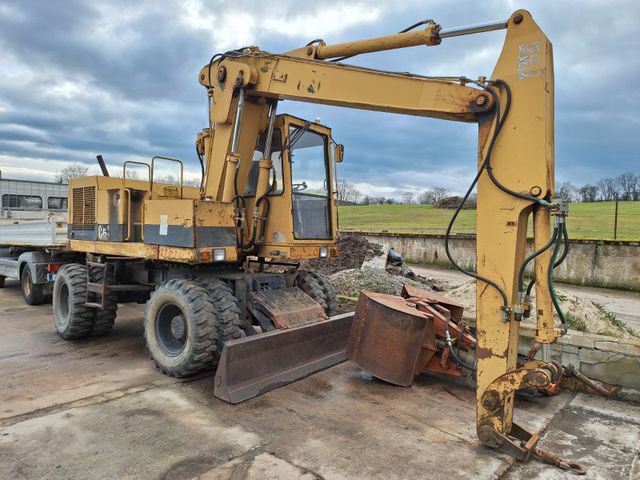 CAT 206 B FT