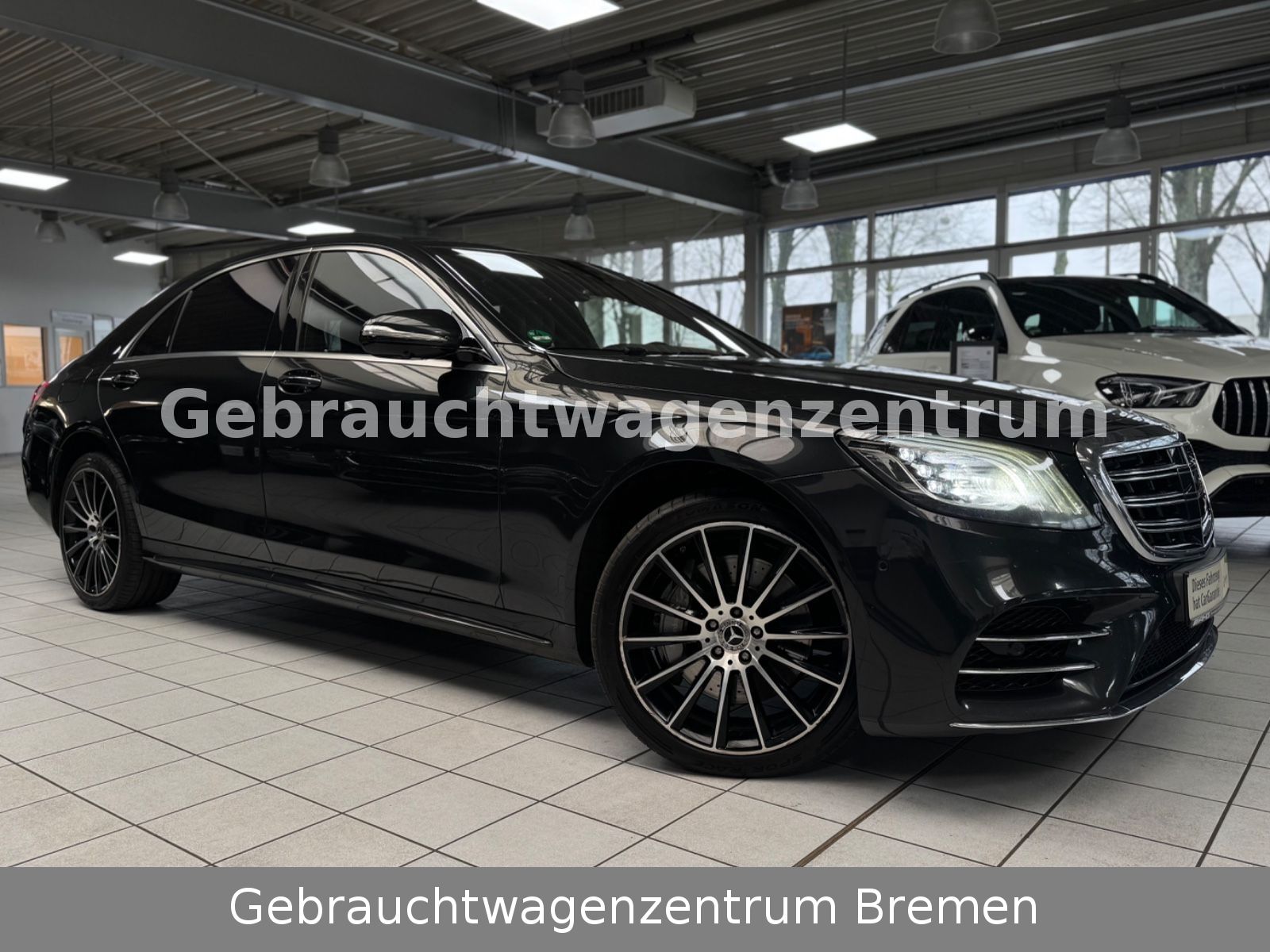 MERCEDES-BENZ S400d 4Matic Lang AMG*3D Burmester* MagicSky*
