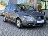Volkswagen Golf Plus V Tour Trendline AUTOM. KLIMA TEMP PDC - VW Golf Plus Gebrauchtwagen in Berlin
