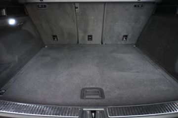 Volkswagen Touareg - 7