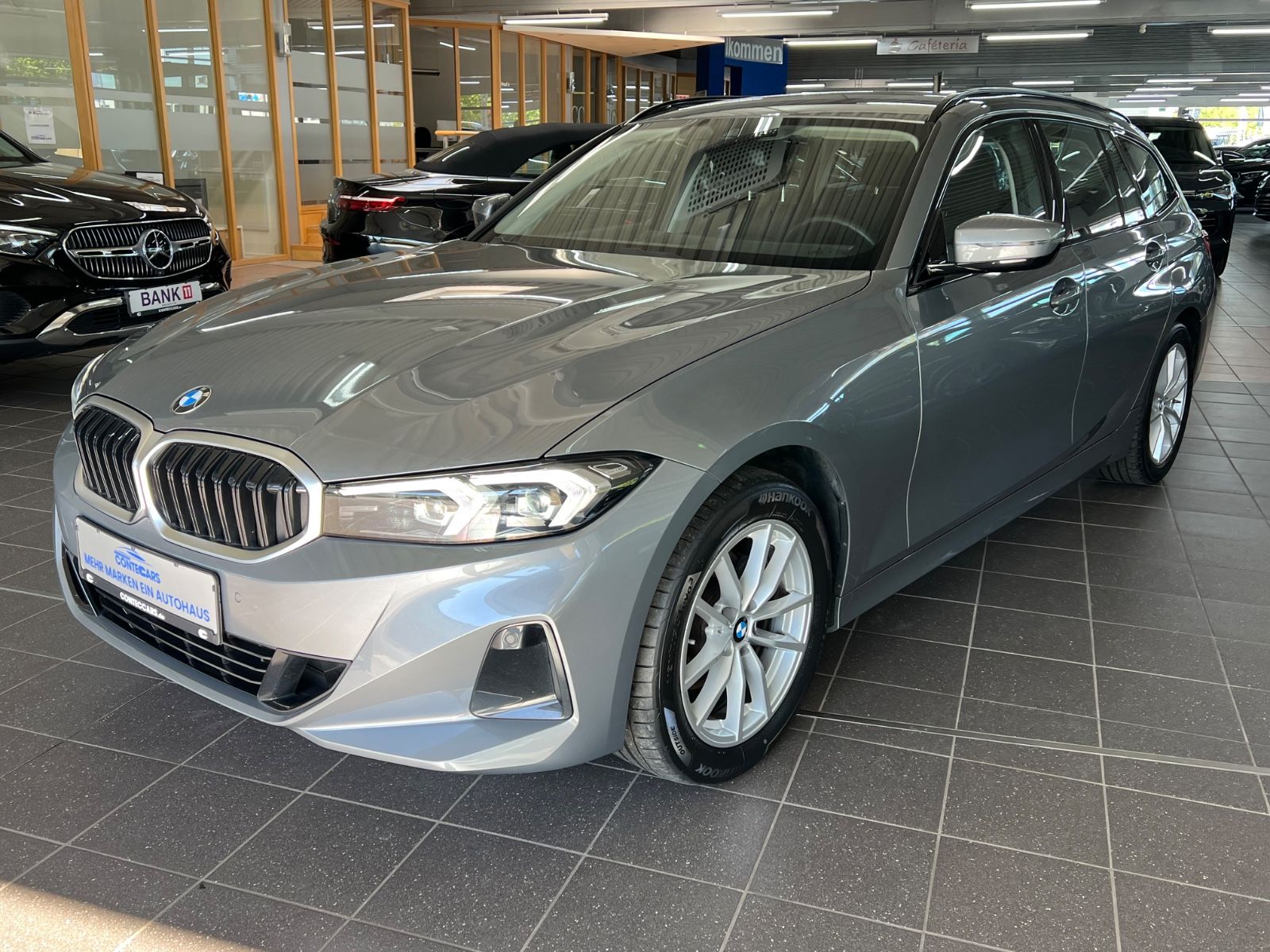 BMW 320 d xDrive Touring III DRIVING ASSISTANT III foto 5
