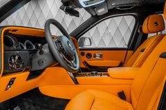 Cullinan BLACK BADGE 2023 GREY/ORANGE STARLIGHT