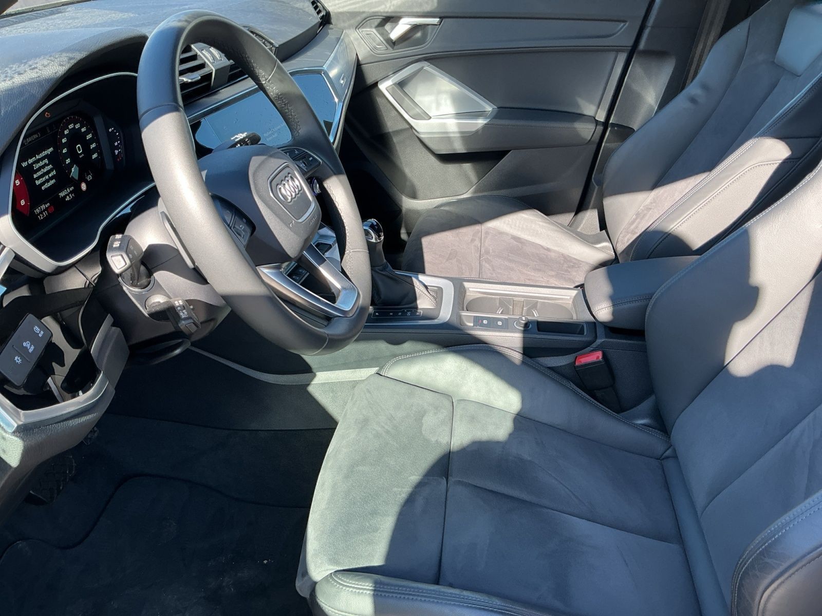 Audi Q3 - Bild 12