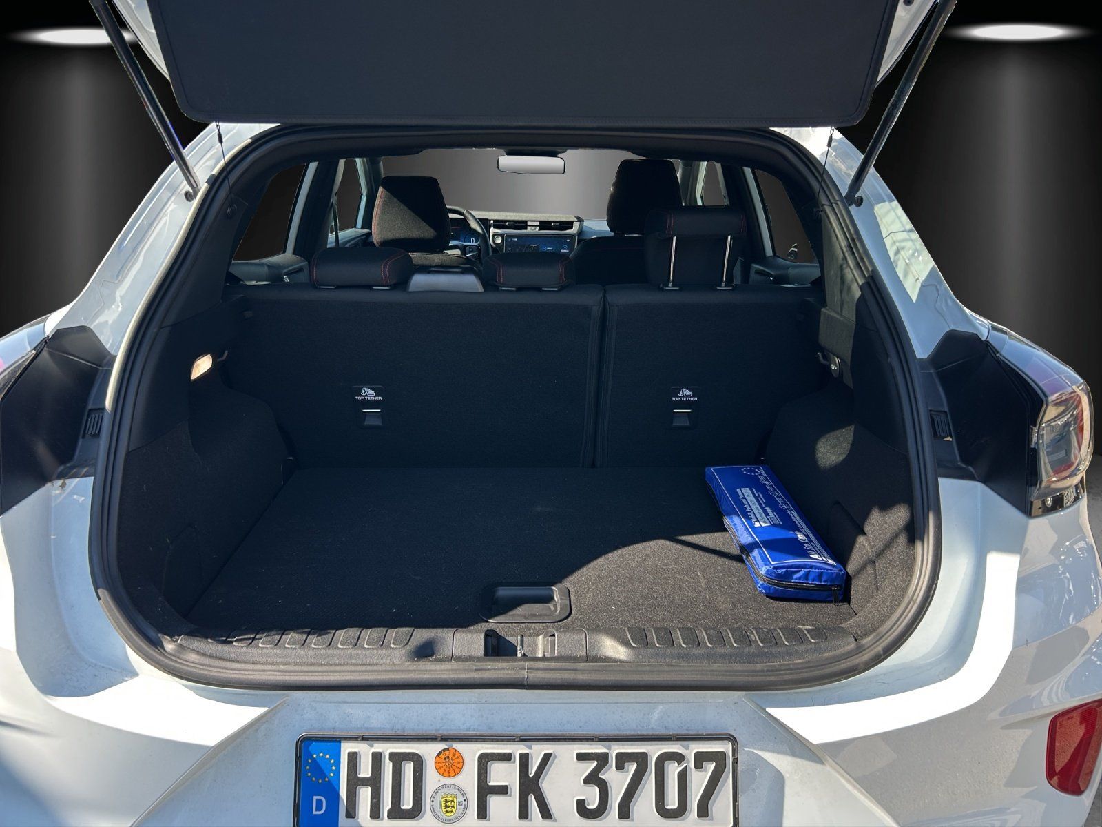 Fahrzeugabbildung Ford Puma ST Line Winter Paket DachSchwarz Kamera PDC