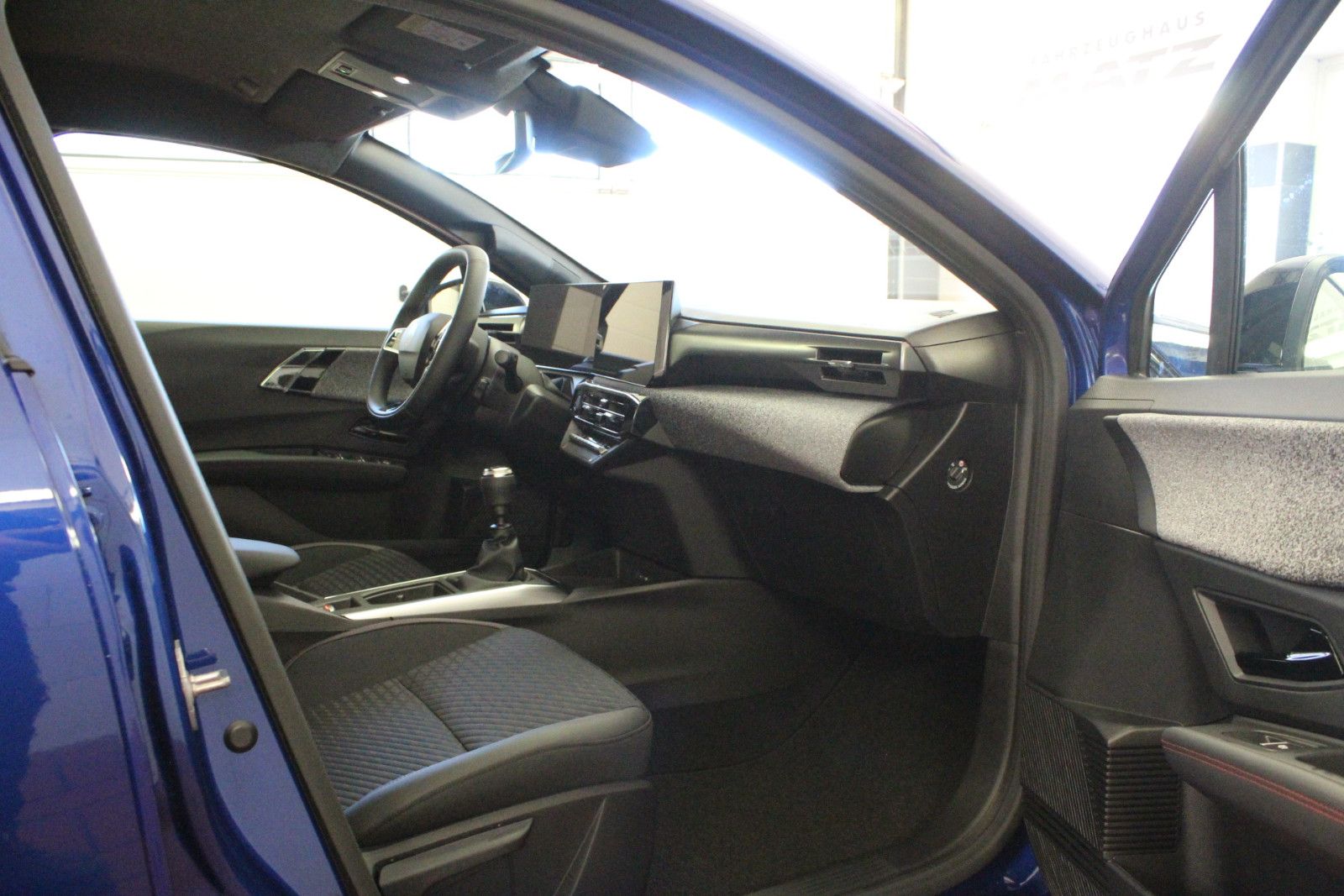 Fahrzeugabbildung Renault Clio TCe 115 Techno *Winter-Paket*Rückfahrkamera