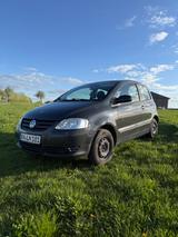 Volkswagen Fox 1,2 Standard - Volkswagen Fox Standard mit Benzin-Antrieb